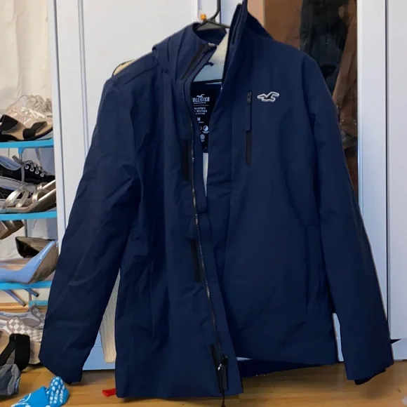 Men’s Hollister Jacket (with hood size M)